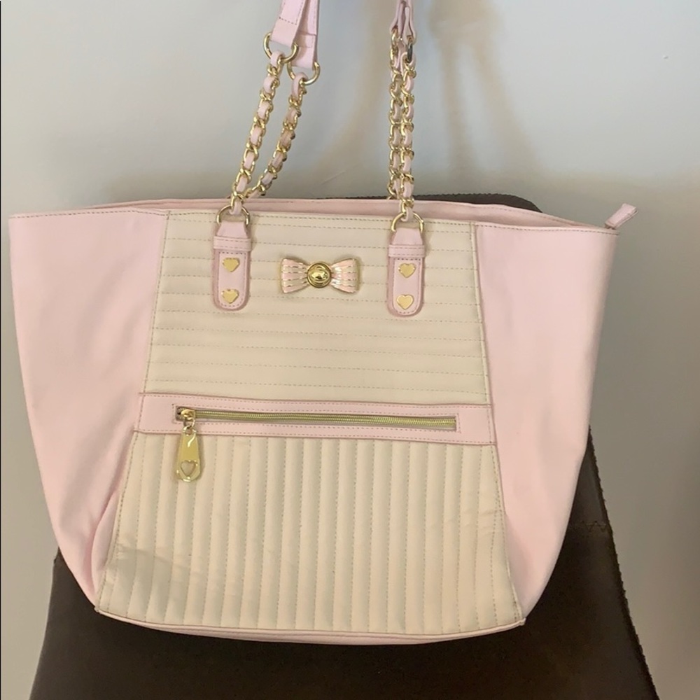 betsey johnson white and pink purse
